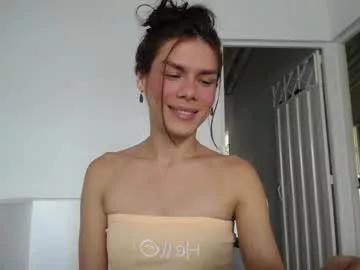 sweet_lady_16 from Chaturbate