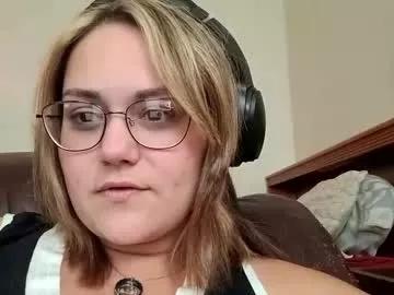 sweet_lil_kiitty_lilly from Chaturbate is Freechat
