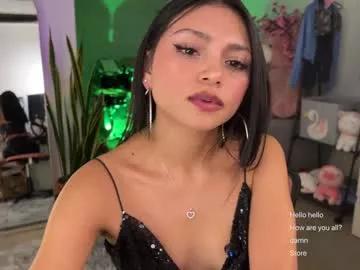 sweet_littleee from Chaturbate