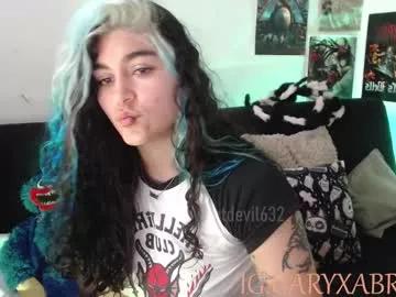 sweetdevil631 from Chaturbate