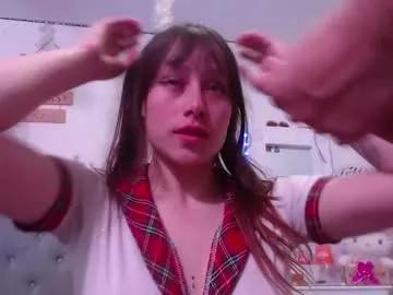 sweethoney22_ from Chaturbate