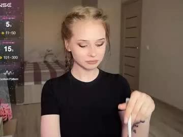sweetielis from Chaturbate