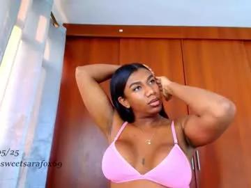 sweetsarafoxxx from Chaturbate