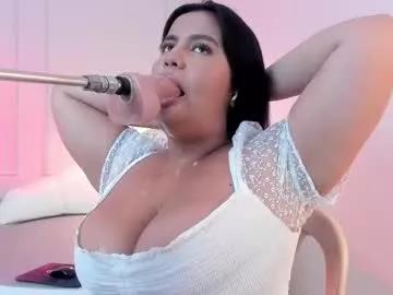 Discover our girls online shows and discover the company of countless livestreamers, with stunning shapes, sex toys and more.