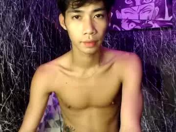 sweetyguyxxx1998 from Chaturbate