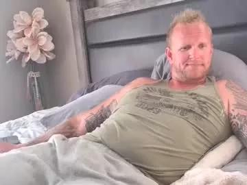 tallandtattedconstructionguy from Chaturbate