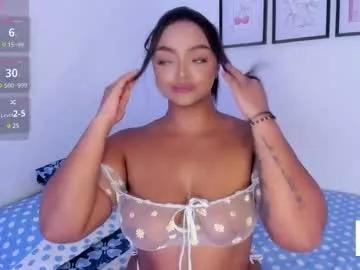 tarathomson from Chaturbate