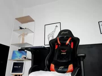 tatanwalker from Chaturbate