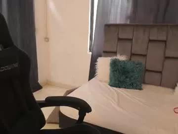 tati_jones from Chaturbate