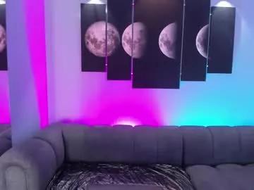 tatii_moon from Chaturbate