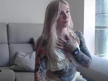 tattoobbgirl from Chaturbate