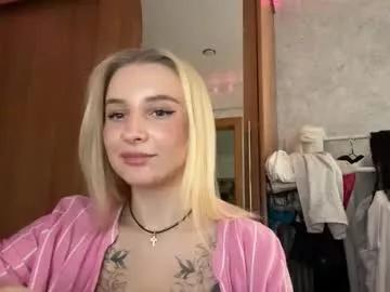 Tawnyschlaefli webcams show profile image 