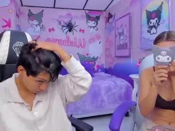 Discover our girls online shows and discover the company of countless livestreamers, with stunning shapes, sex toys and more.