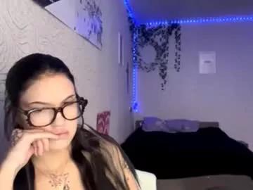 tenniegirres from Chaturbate