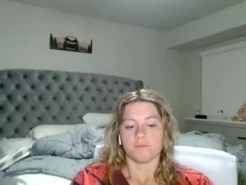 thatprettyblondegirl from Chaturbate