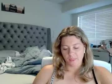 thatprettyblondegirl from Chaturbate
