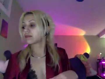 theeking_venus from Chaturbate