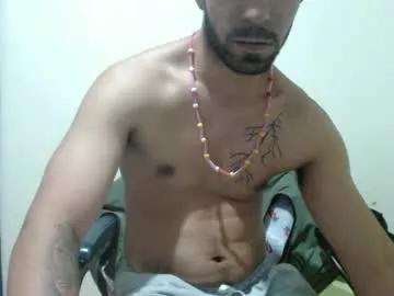 thehousedog from Chaturbate