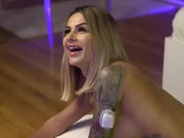 tiffanymaze from Chaturbate
