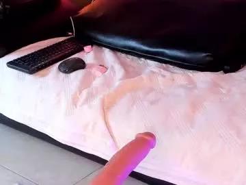 tiffanysuarez_ from Chaturbate