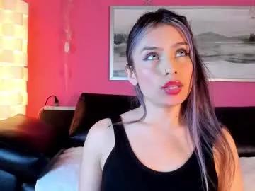 tiffanysuarez_ from Chaturbate
