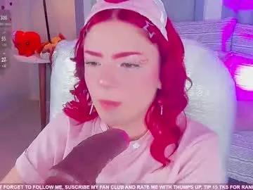 Discover our girls online shows and discover the company of countless livestreamers, with stunning shapes, sex toys and more.