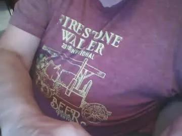 tittyloverr69 from Chaturbate