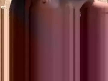 tittyzandbeer from Chaturbate