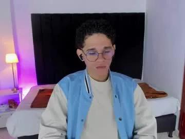 tommy_tucker10 from Chaturbate