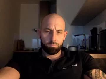 tommyx01 from Chaturbate