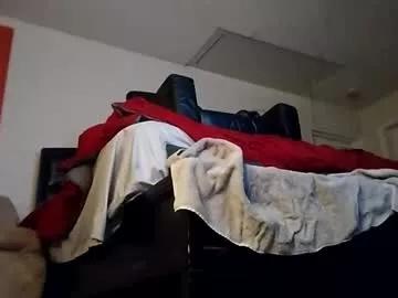 tomthebomb347 from Chaturbate