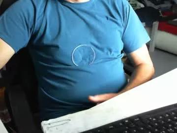 tomtom02029 from Chaturbate