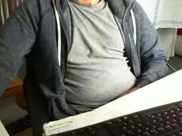 tomtom02029 from Chaturbate