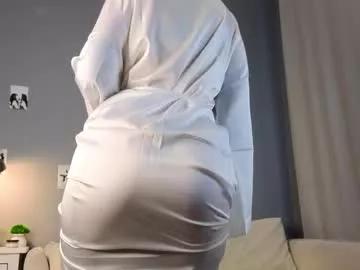 too_cute_blonde_girl from Chaturbate