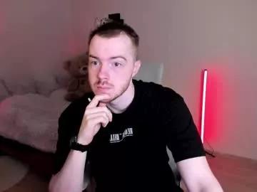 toohornyserj from Chaturbate