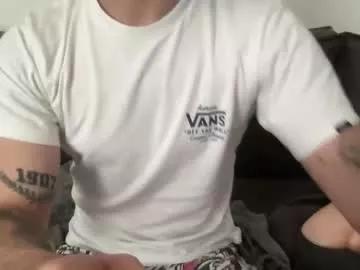 totohaze from Chaturbate