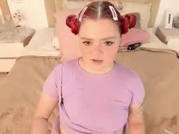 Photos of twwiiggy19 from Chaturbate is Freechat