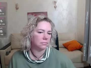 unsual_milf from Chaturbate