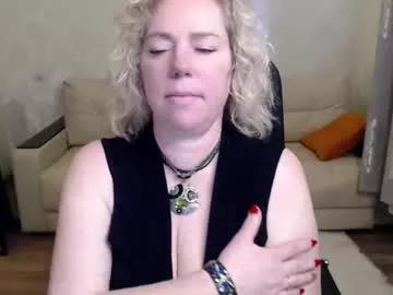 unsual_milf from Chaturbate