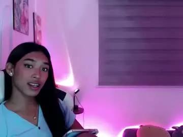 Ur_dazzlingmorenaxx webcams show profile image 
