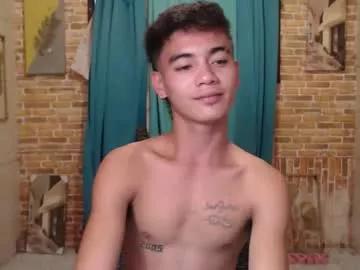 ur_naughtyboy_raphael from Chaturbate is Freechat