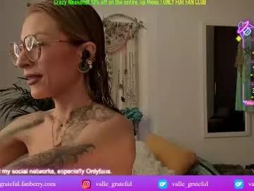 valle_grateful from Chaturbate