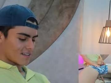velvet_fenti from Chaturbate