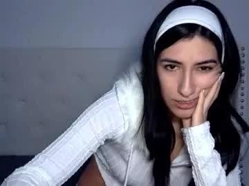 vibingwithchloe from Chaturbate