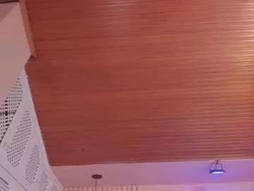viiolett_lee from Chaturbate