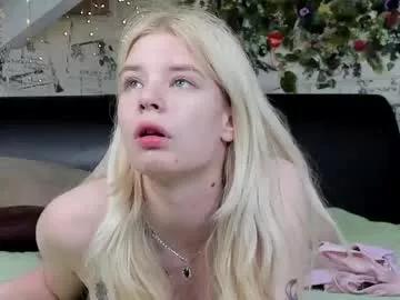 viki_lins from Chaturbate