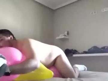 vikingo3333893888 from Chaturbate