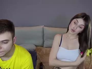 vikki_and_george from Chaturbate