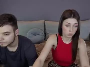 vikki_and_george from Chaturbate