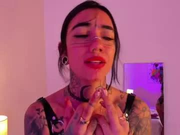 Violettaalemida webcams show profile image 